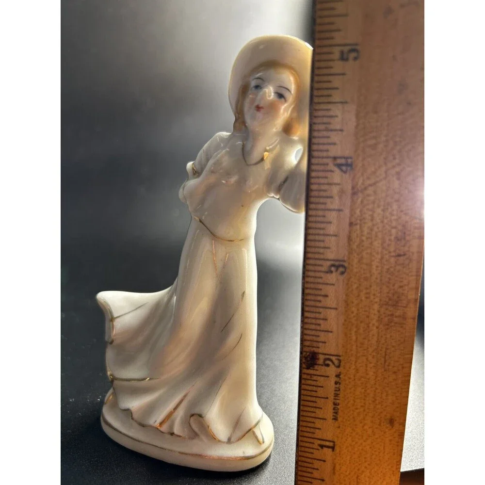Vintage Art Deco Porcelain Woman Figurine - Picture 10 of 11